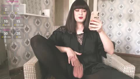 mia_wallase online show from March 27, 3:46 pm