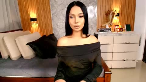 miafuckingwill online show from April 24, 10:29 am