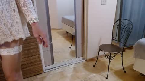 Michelle online show from October 13, 10:05 am