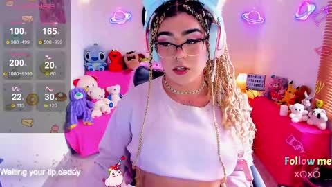   online show from September 20, 3:17 pm