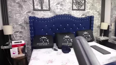 miha_califa online show from November 11, 12:18 pm