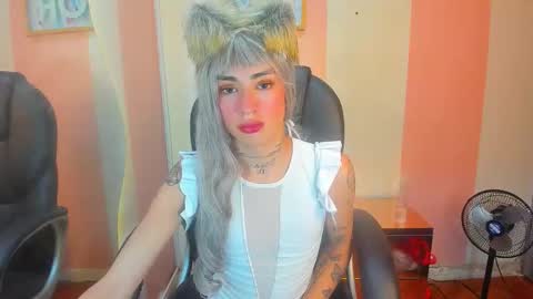 Mila online show from November 14, 4:09 am