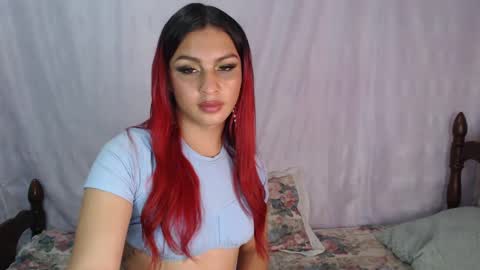 miley_kane online show from December 12, 5:42 am