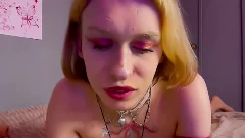 Anya online show from April 29, 5:30 pm