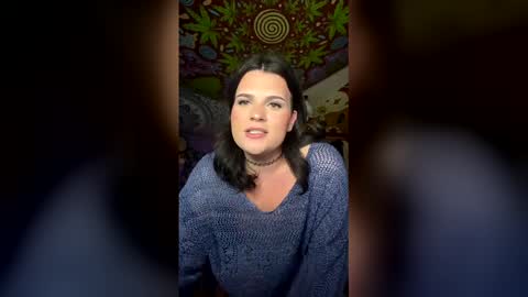 miss_honeypotpie online show from January 9, 5:23 am