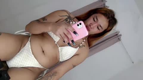 miss_mitchxx online show from April 20, 2:02 am