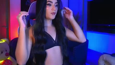 Sophie Cardenas ..... independent model online show from September 29, 2:33 am