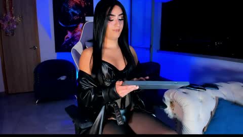 Sophie Cardenas ..... independent model online show from April 27, 1:48 am