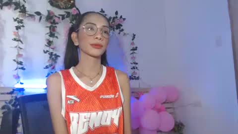 IM SUGAR online show from November 22, 5:31 am