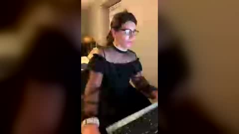Nicole Smith online show from July 23, 4:21 am