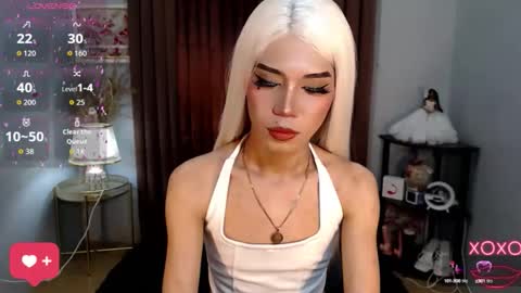 Snapshot of misstransstella69 chatting on October 11, 9:22 am Stella online show from October 11, 9:22 am