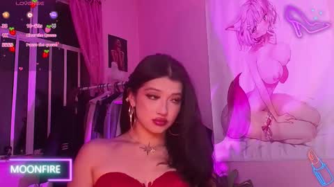 Snapshot of moonfiredance chatting on October 17, 4:05 am Nicky  online show from October 17, 4:05 am