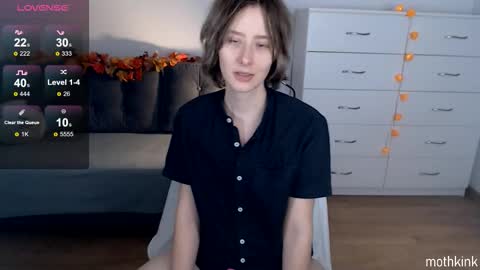 Snapshot of mothkink chatting on October 23, 6:12 pm mothkink Moth - online show from October 23, 6:12 pm