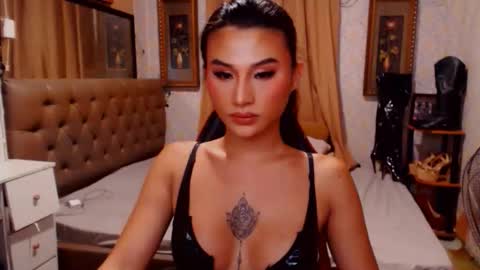 Snapshot of msasianbigcockts chatting on October 1, 11:44 am Thea online show from October 1, 11:44 am