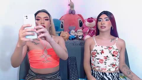Snapshot of msspenelopedick chatting on December 9, 10:32 am Aaron  And Alex online show from December 9, 10:32 am