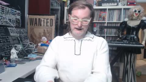 Muziknerd online show from May 30, 6:00 am