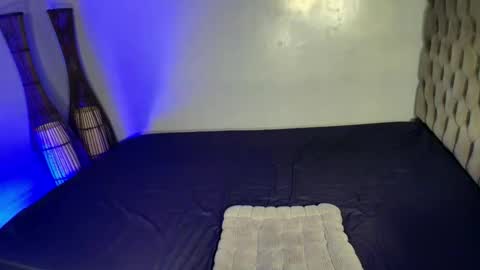 queen nicole online show from December 1, 12:57 am