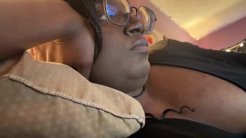 Naomi online show from April 20, 2:29 pm