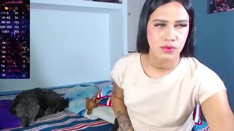 Natalia Jaramillo online show from November 9, 8:31 pm