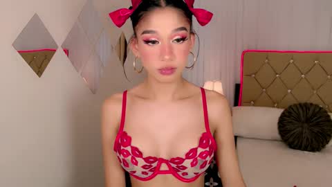   please follow me guyss online show from February 14, 1:45 am