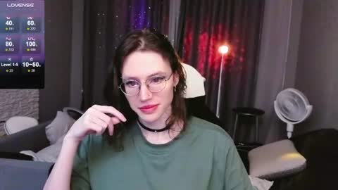 This name is so sexy you cant pronounce it. online show from June 24, 11:57 pm