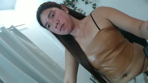 naughtywildvenice online show from March 15, 12:35 am