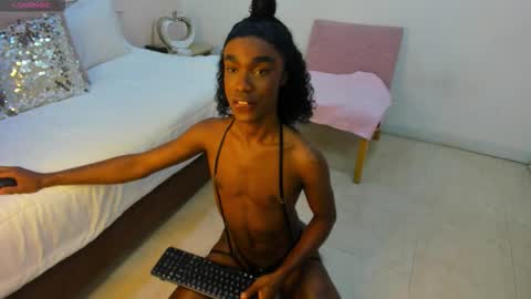 nico_dior online show from February 12, 3:35 am