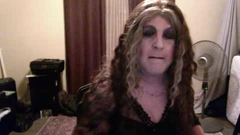 Nicole CD online show from March 10, 3:43 am