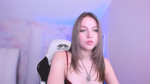 Veronica online show from January 25, 1:35 pm