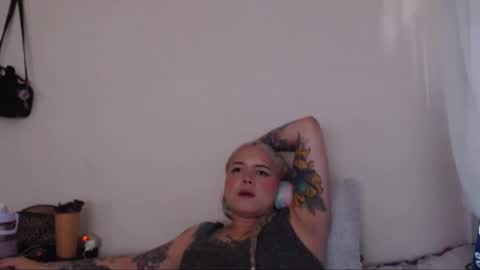 Snapshot of ninaxxstorm chatting on December 12, 9:37 pm Nina online show from December 12, 9:37 pm