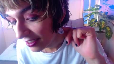 Snapshot of noellee__ chatting on October 23, 2:10 pm CALL ME APRIL online show from October 23, 2:10 pm