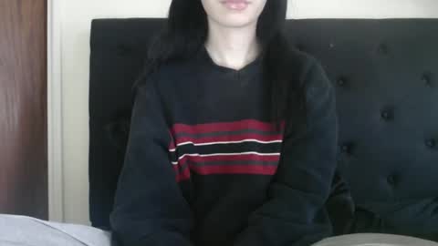 Olivia online show from April 17, 4:41 pm