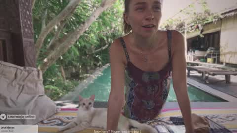 Mo  Mojo online show from November 11, 2:02 am