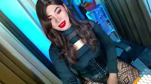 Miss OLIVIA online show from October 22, 8:27 am