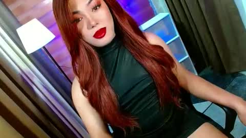 Miss OLIVIA online show from April 18, 9:11 am