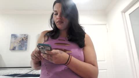 Only1JTreasure online show from March 8, 1:29 am