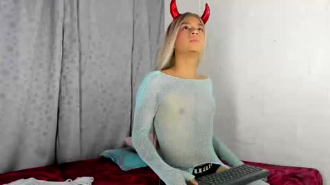 phesmatos_hot online show from March 29, 1:39 am