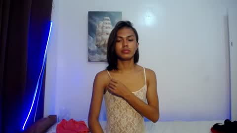 pinay_kheona online show from June 15, 12:07 pm