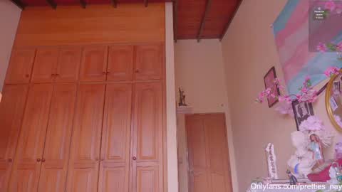 Nayrobi online show from April 21, 2:46 pm