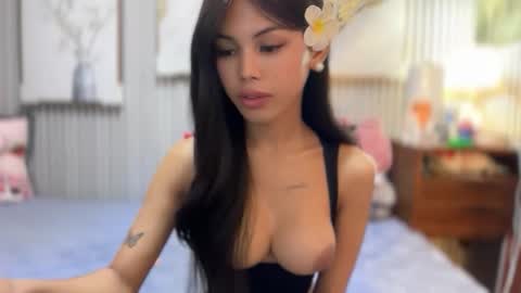 Estela online show from October 29, 10:30 pm