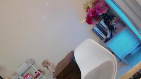 MOIRA online show from February 3, 2:11 pm