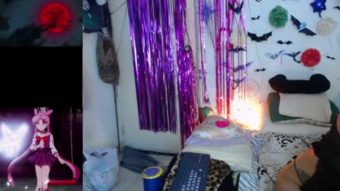 purplekattlyn online show from April 8, 5:20 am