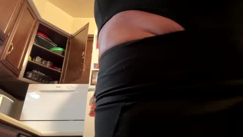 Snapshot of puss123176428 chatting on December 3, 10:34 pm puss123176428 online show from December 3, 10:34 pm