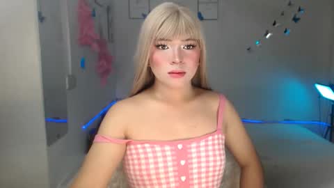 Snapshot of queenkelesey chatting on October 19, 3:04 pm kelesey online show from October 19, 3:04 pm