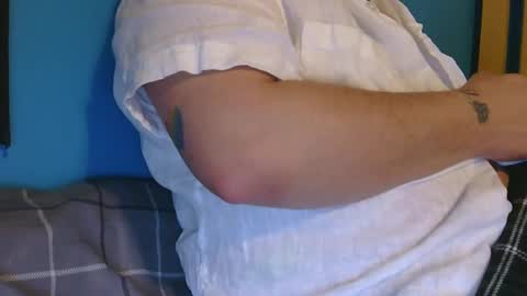 Snapshot of raccoonking01 chatting on October 16, 6:51 pm Den online show from October 16, 6:51 pm