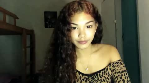 moon online show from January 15, 9:52 am