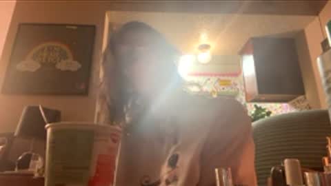 rcherrycola00 online show from April 3, 6:01 am