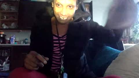 Snapshot of realdrewreynolds chatting on October 22, 10:02 pm tranzGODess online show from October 22, 10:02 pm