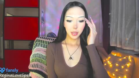 Snapshot of reginainspace chatting on February 6, 9:49 pm  Regina online show from February 6, 9:49 pm