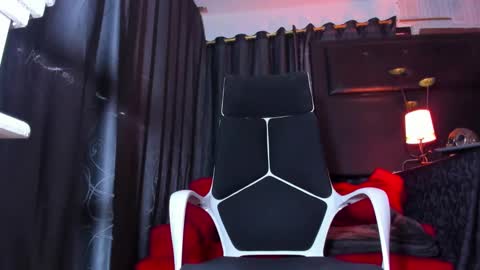 Snapshot of rgmo17 chatting on February 5, 9:07 pm ROBERTA online show from February 5, 9:07 pm